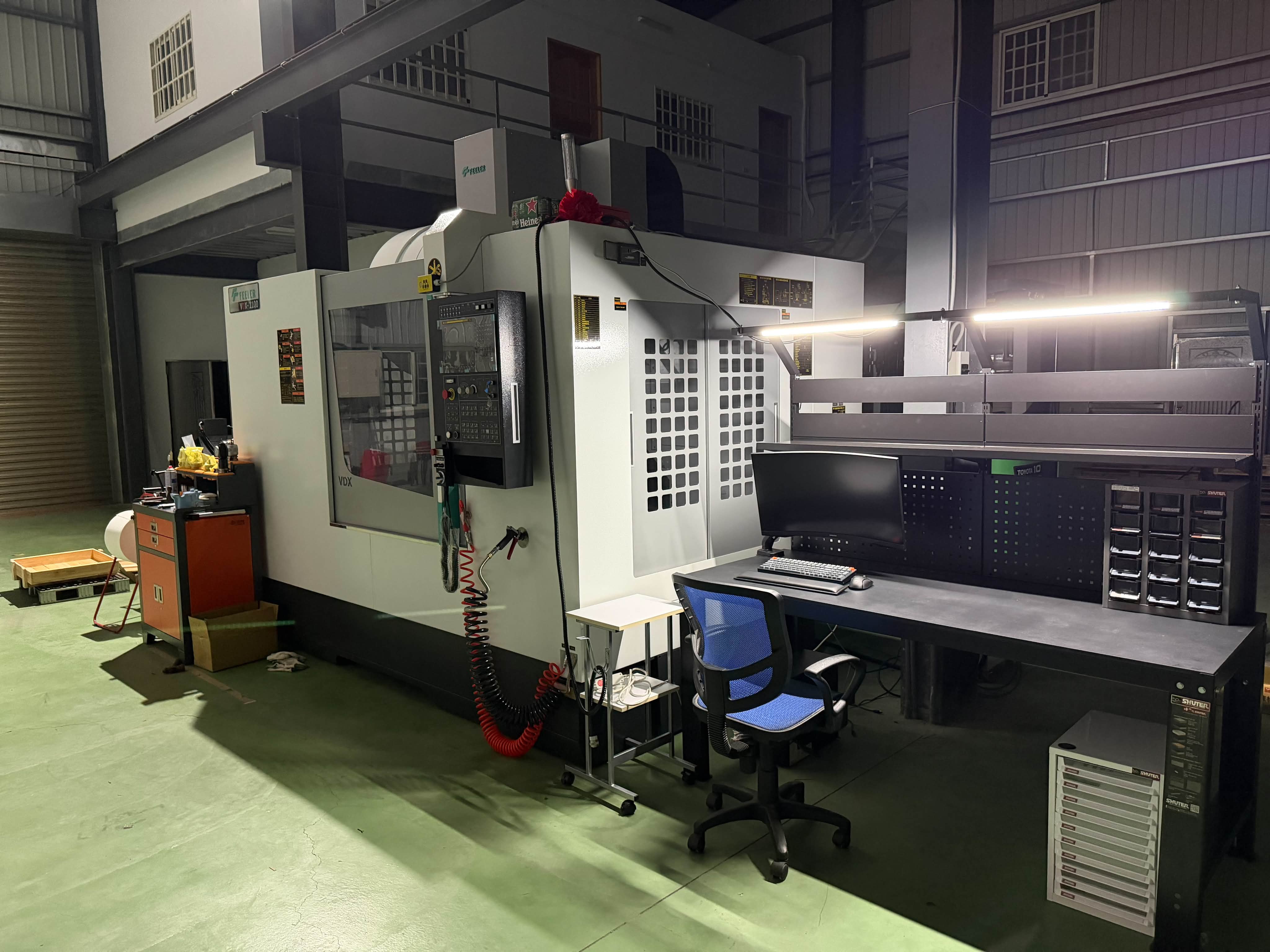 CNC 模具加工中心與現場設備